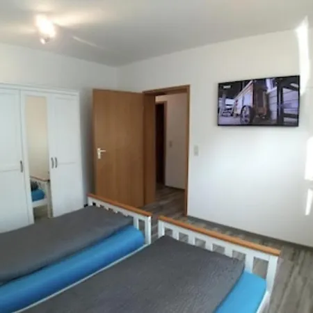 Exklusive Ferienwohnung Mit Terasse Und Garten In Einbeck, Zentrum! Neu!! Exterior photo
