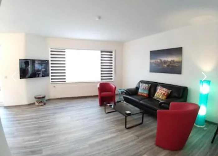 Exklusive Ferienwohnung Mit Terasse Und Garten In Einbeck, Zentrum! Neu!!