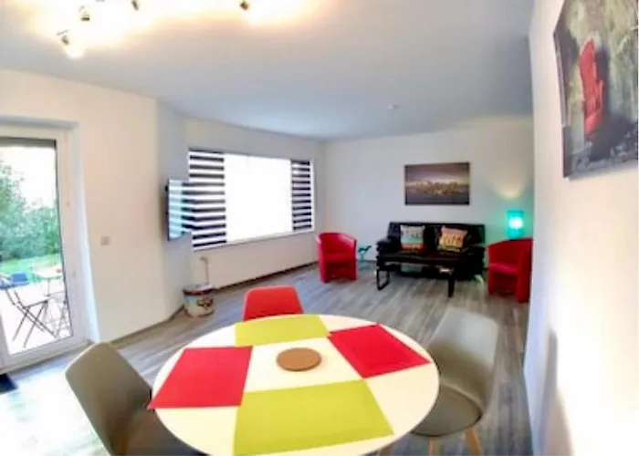 Exklusive Ferienwohnung Mit Terasse Und Garten In Einbeck, Zentrum! Neu!!